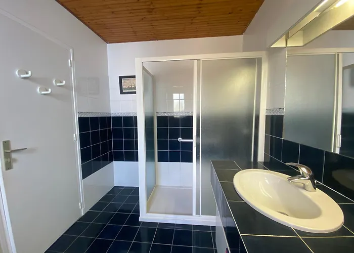 Maison Dans Les Pins Nyaraló *